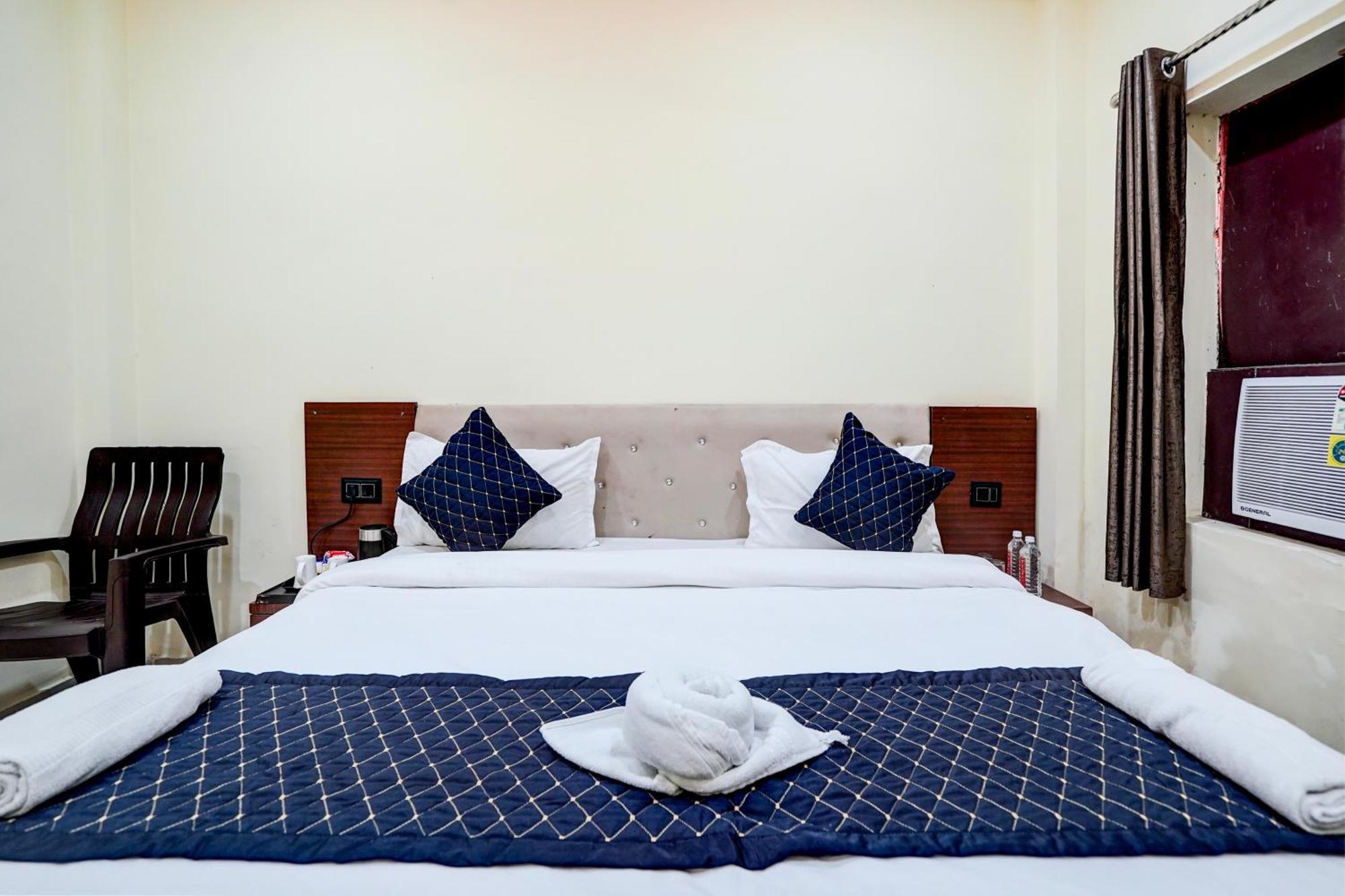 Hotel Vibe Blu- Varanasi Eksteriør billede
